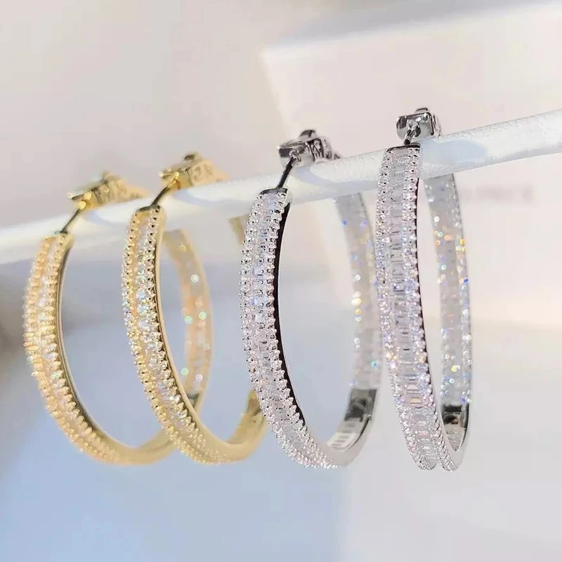 2025 Spring New Fashion Jewelry 5A Cubic Zirconia Iced Out Geometry Bling Cz 45mm Big Huggie Hoop Earring Women Charm Party Gift