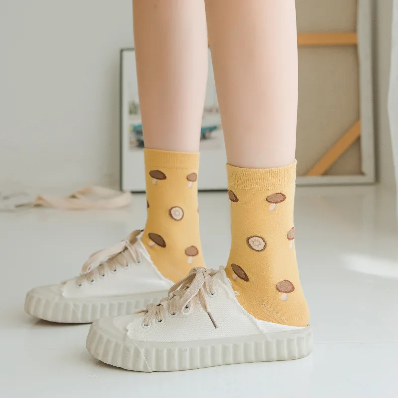 Spring Female Personality Retro New Socks Female Japanese Thin Section Pastoral Style Vegetable College Wind Tube Socks Fashion