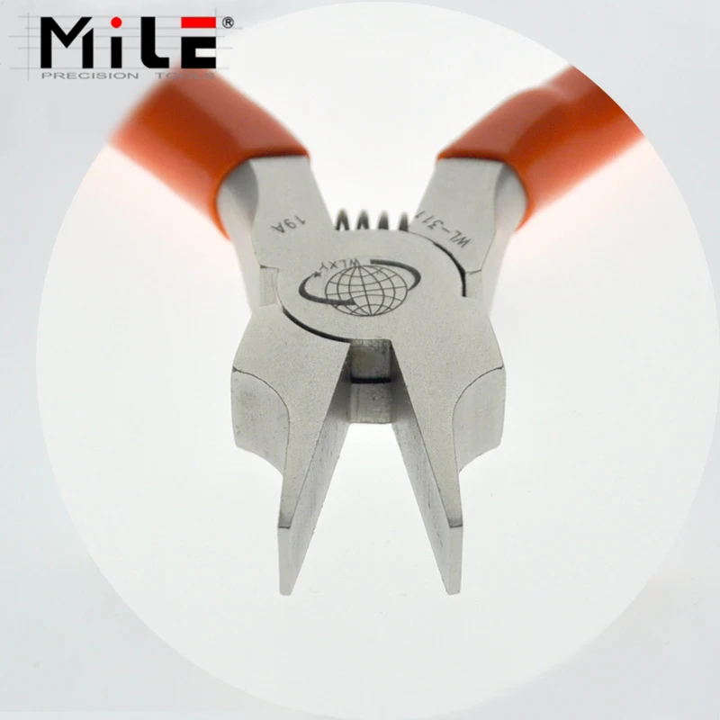 Wide Headed Toothless Flat Mouth Pliers DIY Handmade Pliers Suitable for Repairing Electronic Components Making Jewelry Etc