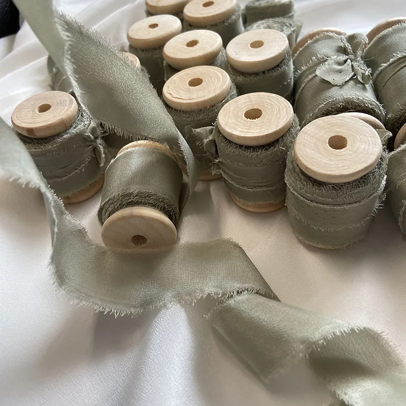 1ROLL Handmade Silk Ribbon 100% Pure Silk Frayed Edged Tape With Wooden Spool 25mm 50mm Flatlay Wedding Card Gift Wrapping