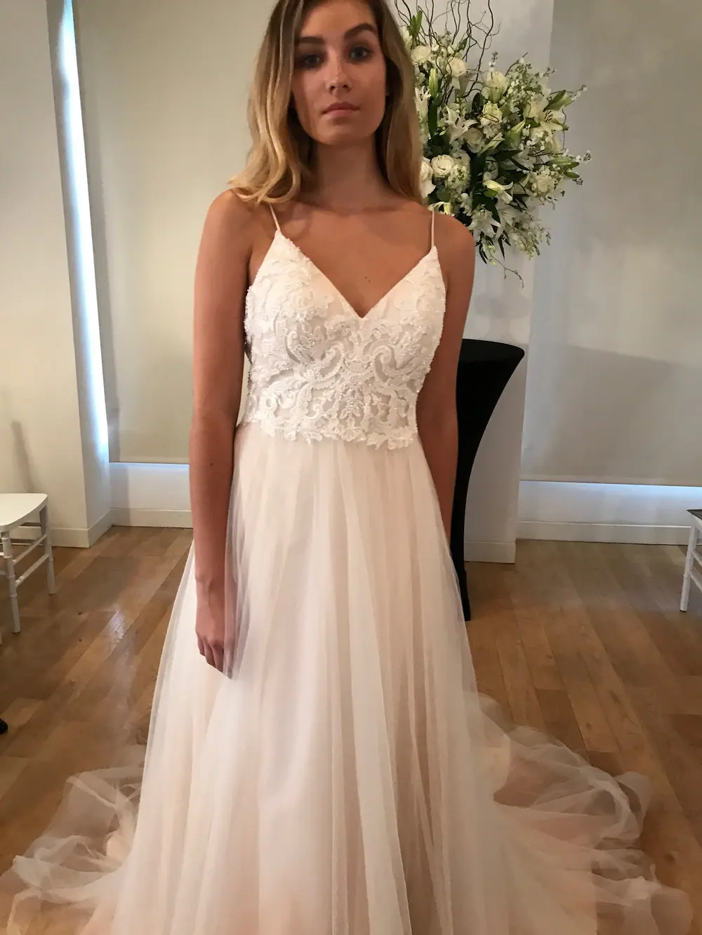 

MYYBLE Vestido De Noiva Boho Wedding Dresses 2023 V-Neck Tulle with Appliques Beach Wedding Gowns Spaghetti Straps Bridal Gown