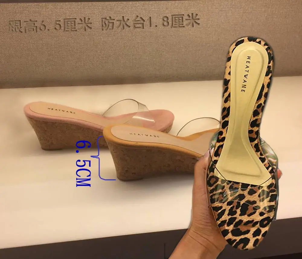 Transparent Slippers Women 2020 Summer New Mid-heeled 6.5CM   Platform Wedges Crystal Sandals Women Non-slip Beach Shoes  Slides