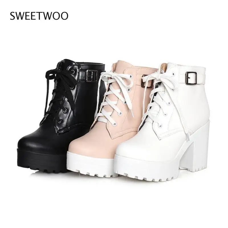 Vintage Buckle Thick Heel Short Boots Square Heel Women Platform Ankle Boots Fashion Pu Lace Up Short Boots Big Size