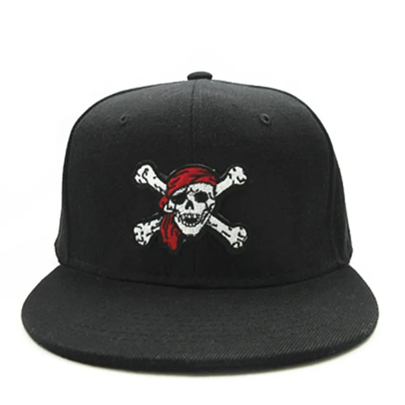 2021 Pirate Skull Embroidery Cotton Baseball Cap Hip-hop Adjustable Snapback Hats for Men and Women 141