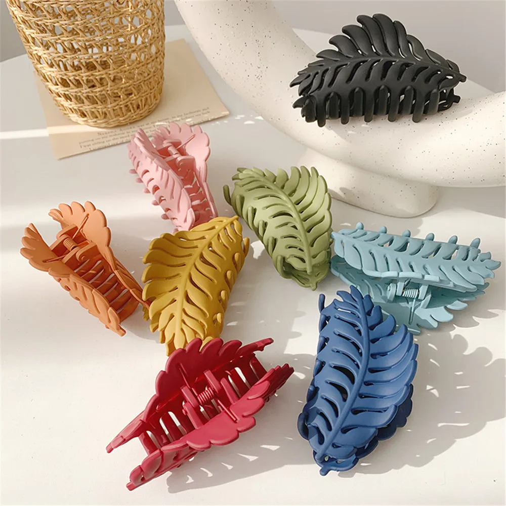 Solid Color Claw Clip Large Barrette Crab Hair Claws Bath Clip Ponytail Clip for Women Girls Hairpins Headwear Hair Accessories