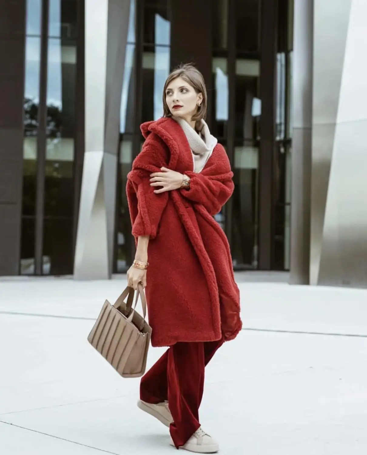 Red Women Oversize Teddy Coats 2020 Winter Fashion Ladies Warm Lambswool Jackets Female Loose Long Coat Girls Thick Outerwear