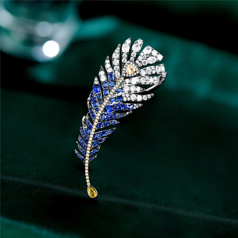 

New High-end Luxury Brooches for Women Men Elegant Feather Desgin Suit Coat Corsage Inlaid Retro Full Zircon Pin Female Gift