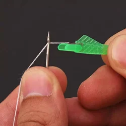 Fish Type Auto Needle Threader Home Hand Machine Sewing Automatic Thread Device Quickly Auto Needle Threader DIY Sewing Tools