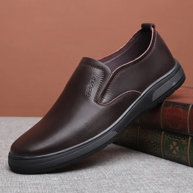 Brand New Mens Split Leather Casual Shoes Breathable Soft Bottom Loafer Shoe Classic Comfort Designer Slip On / Lace-Up Flats