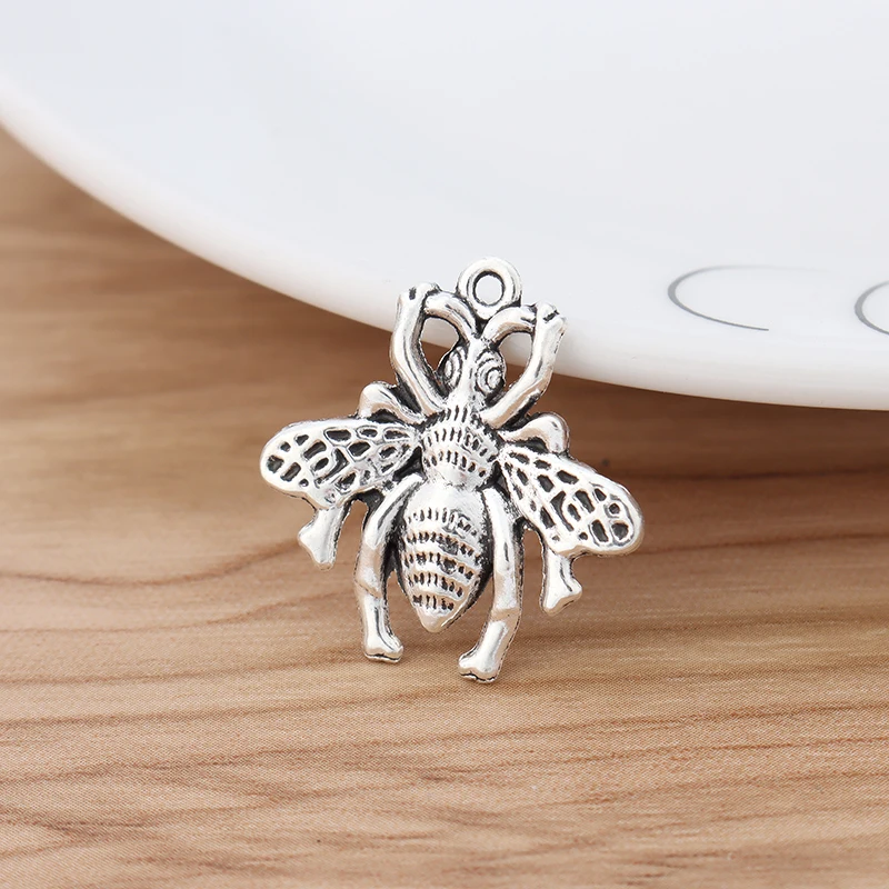 20 Pieces Tibetan Silver Honeybee Bumble Bee Insects Charms Pendants for DIY Necklace Bracelet Jewellery Making Findings