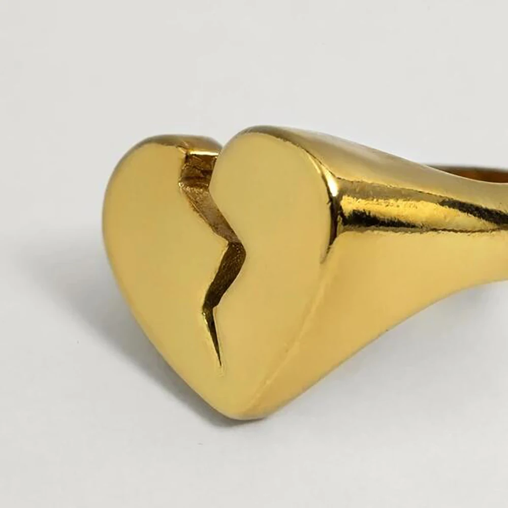 VG 6YM  Broken Heart Ring Fashion Heart-Shaped Ring Alloy Jewelry Wholesale Direct Sales