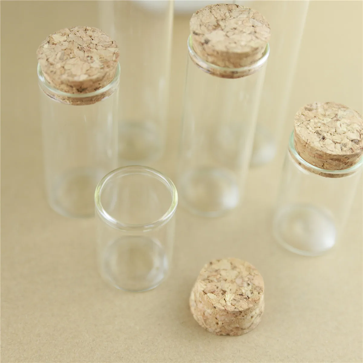 24pcs/Lot Cork In Vitro Glass Bottles Thick Borosilicate Heat-resistant Wishing Bottle Glass Jars Storage Souvenir Container