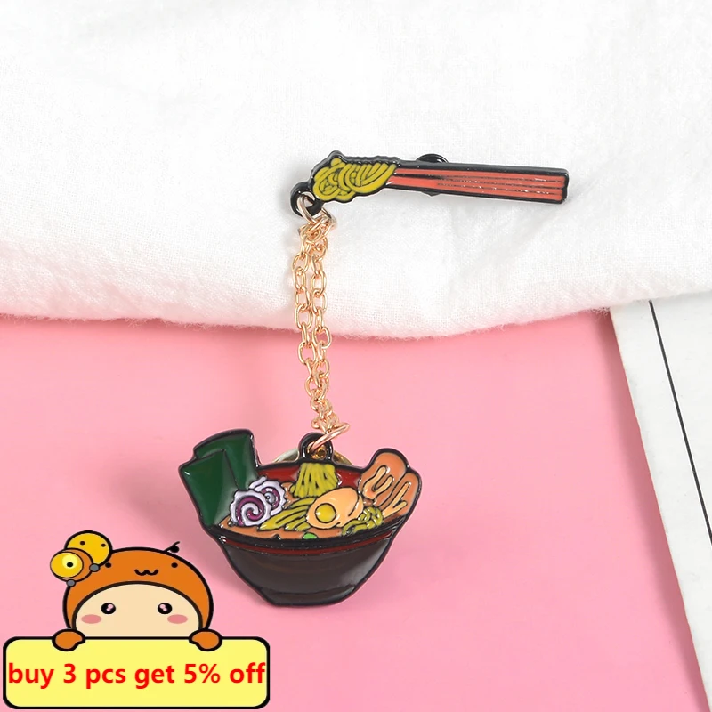 دبابيس المينا اليابانية Porpoise Ramen دبابيس مخصصة مع سلسلة حقيبة التلبيب دبوس للملابس شارة الإبداعية الغذاء مجوهرات للأصدقاء