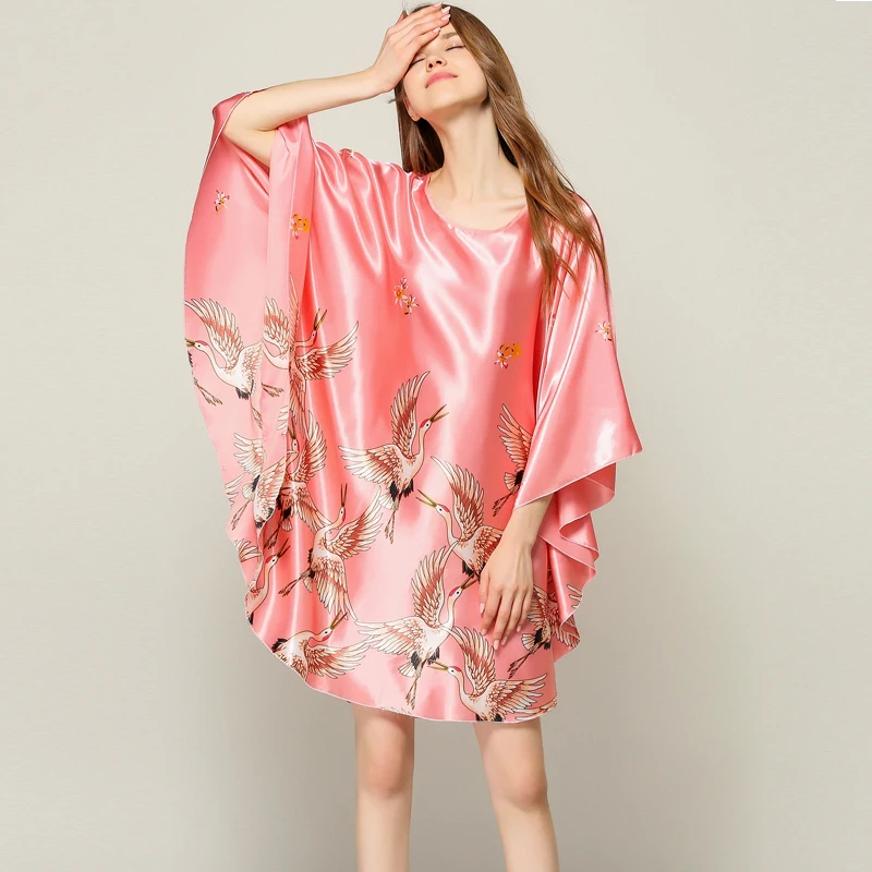 bath robe Sexy Satin Nightwear Loose Kaftan Bath Gown Nightdress Summer Sleepwear Wedding Night Dress robe xl Women Nightgown