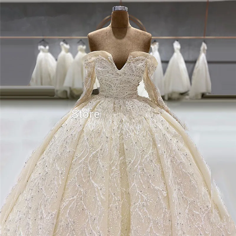 Luxury Ball Gown Wedding Dresses Newest Long Sleeves Strapless Bridal Gowns Puffy Bridal Gown Vestido De Novia Customized