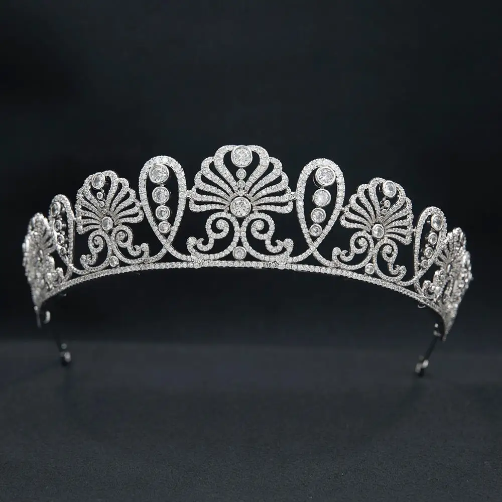 

Cubic Zirconia Royal Flower Tiara for Wedding,Crystal Princess Tiaras Crown for Bride Hair Jewelry CH10377