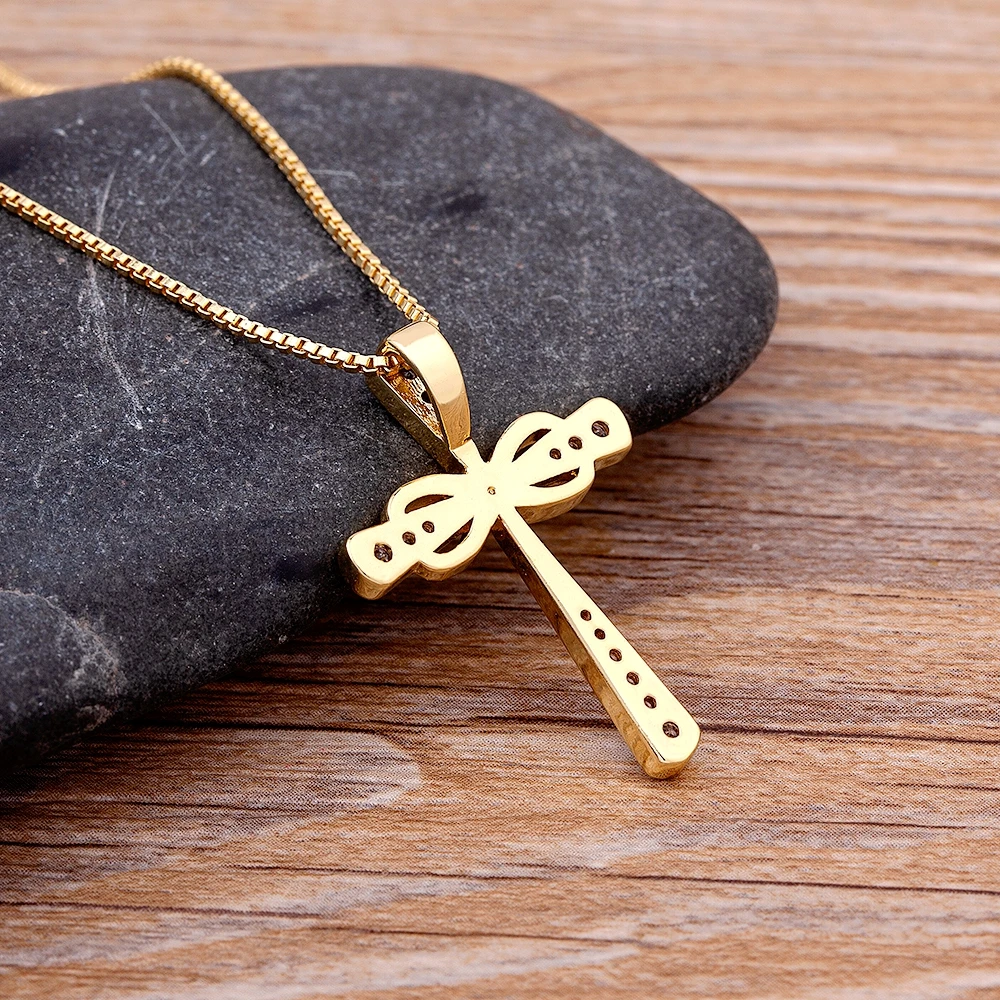 AIBEF Kalung Salib Berkilau Retro Klasik Choker Kristal Liontin Perhiasan Zirkonia Kubik Hadiah Pesta untuk Wanita Pakaian Sehari-hari Grosir