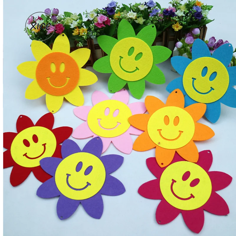 T-N Smile Face Thick Nowoven Felt DIY Package Children Handmade Hanger Decoration Colorful School Hallway Ornaments with Hole