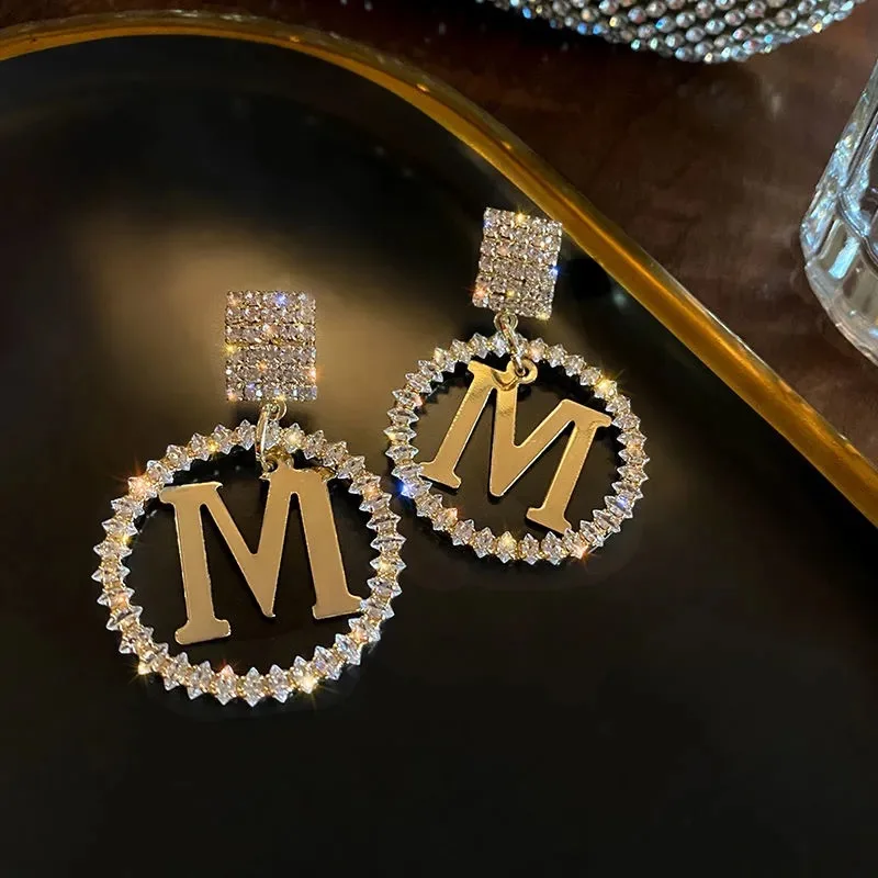 Korea 2023 New Luxury The Letter M Crystal Pendant Earrings for Women Fashion Exquisite Flower Earrings Party Jewelry Gifts