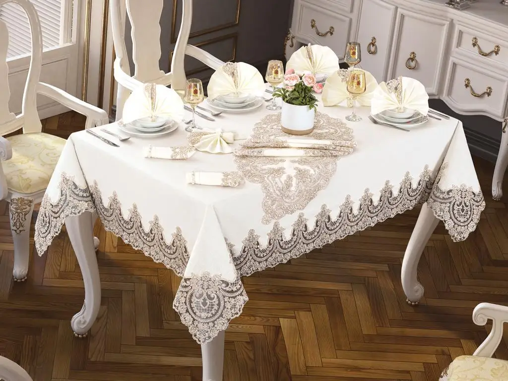 Lisa Table Cover Set 18 Piece Cream Gold