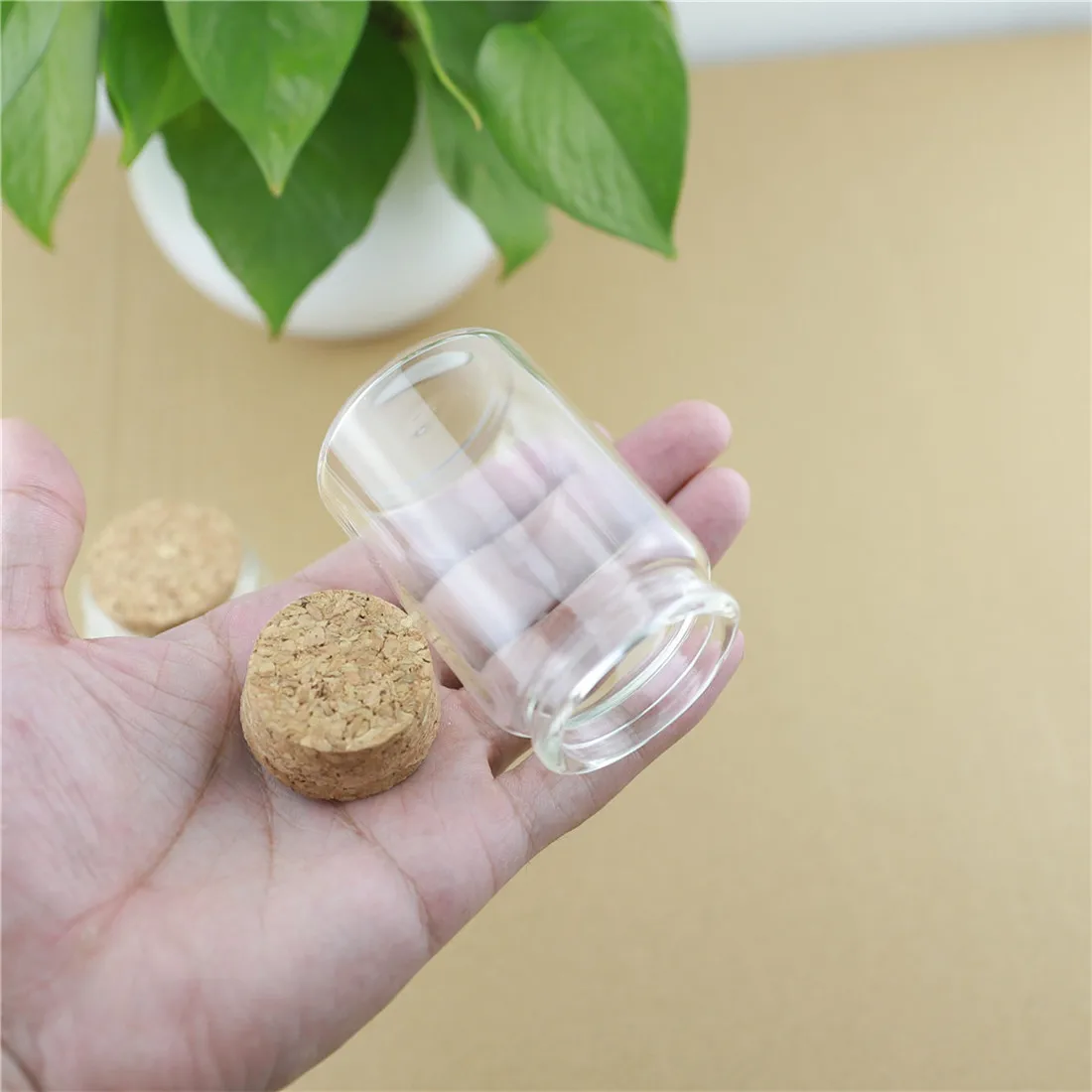 

12pcs/lot 47*70mm 80ml Cork Stopper Glass Bottles Spicy Storage Jar Bottle Containers Glass spice storage Jars Vials DIY Craft