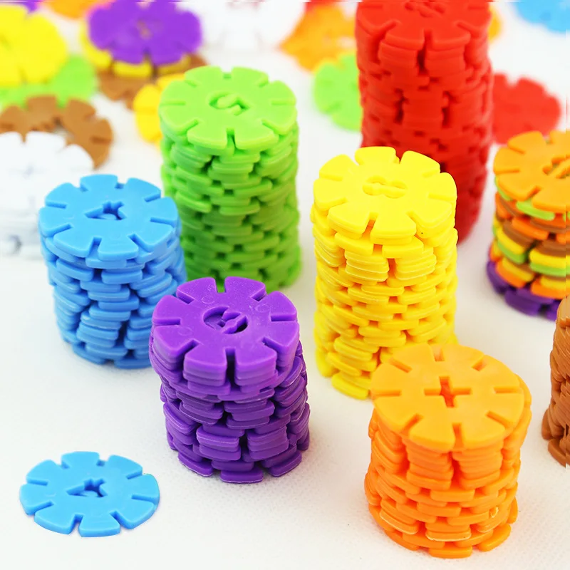 100pcs/lot Plastic Snowflake Interconnecting Blocks Building & Construction Toys Children 3D Puzzle Kindergarten Baby Game Toy