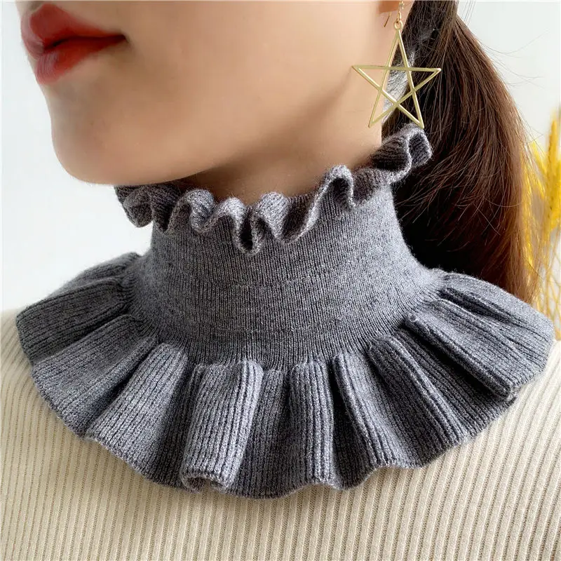 Thumbnail 2 - #21 Latest Scarves Offers