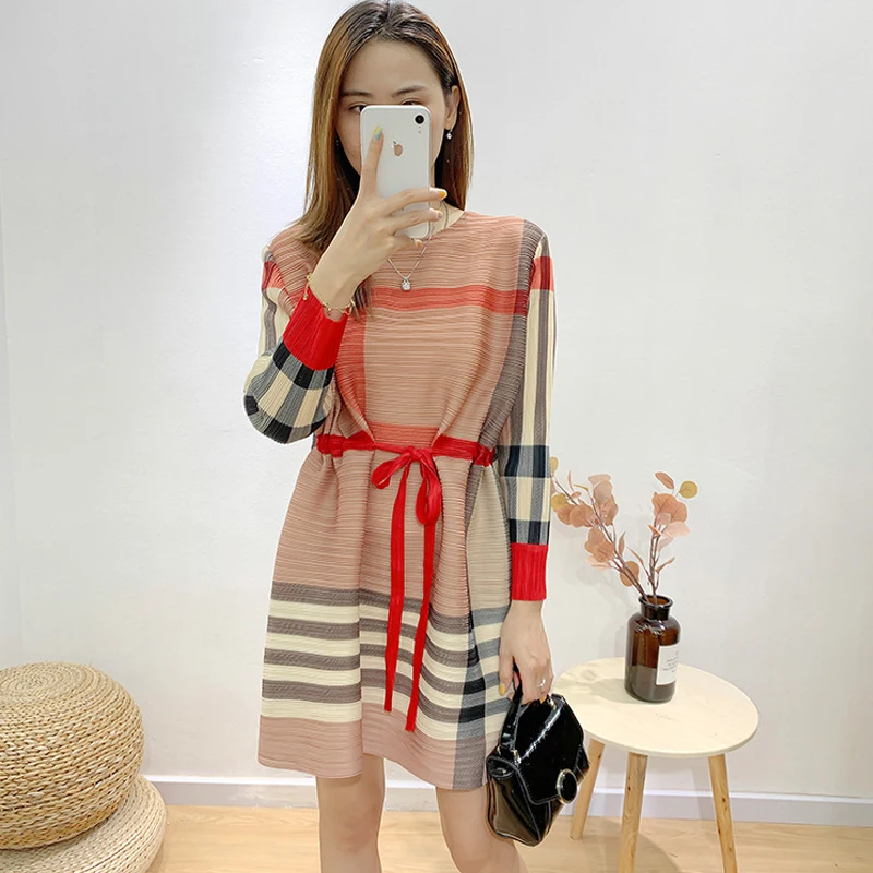 

miyake pleated T-shirt dress for women autumn 2021 new lace-up waist temperament niche folded long-sleeved top skirt