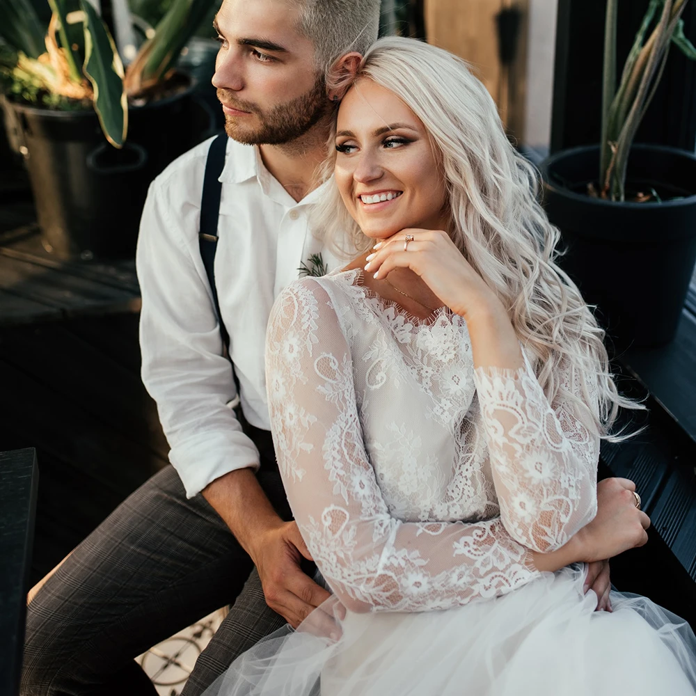 Manga larga cuello Barco de encaje vestido de tul para bodas una línea de cerradura Jardín de boda Boho, vestido de boda de playa