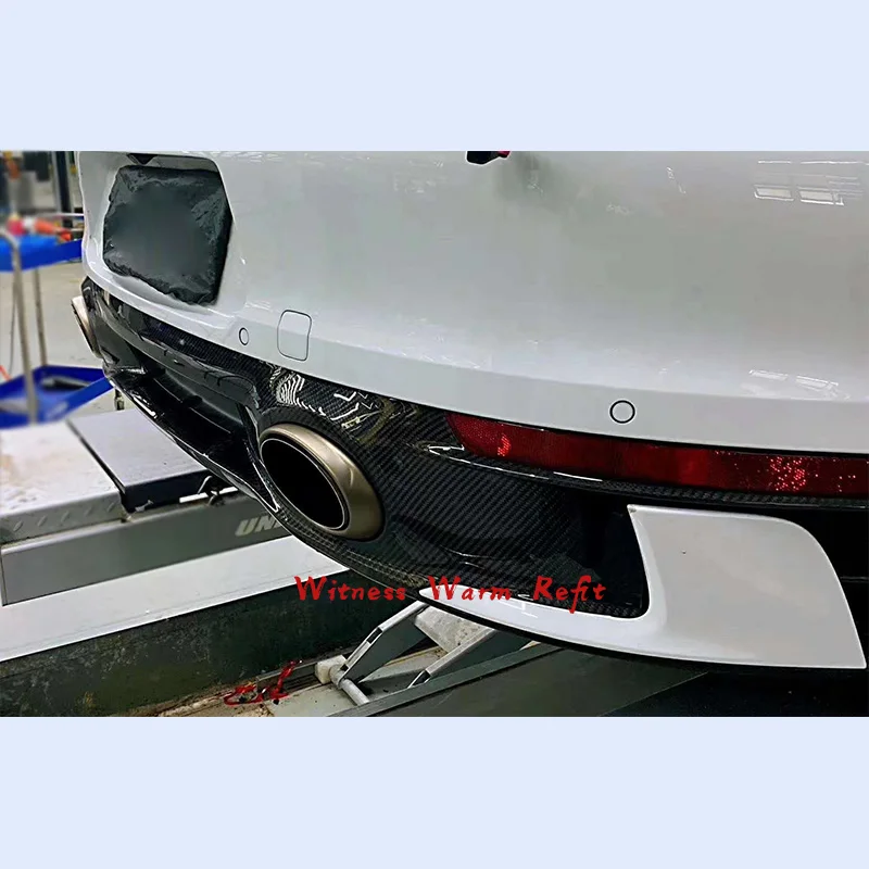 For 911 carbon fiber rear bumper diffuser for Porsche 992 sport version dry carbon fiber rear lip spoiler 2019 2020