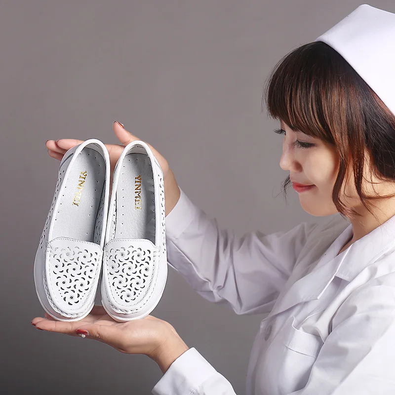 Women White Platform Shoes Designer Slip on Vulcanize Shoes Breathable Lady Walking Footwear Nurse Work Wedge Leather Loafersjk9