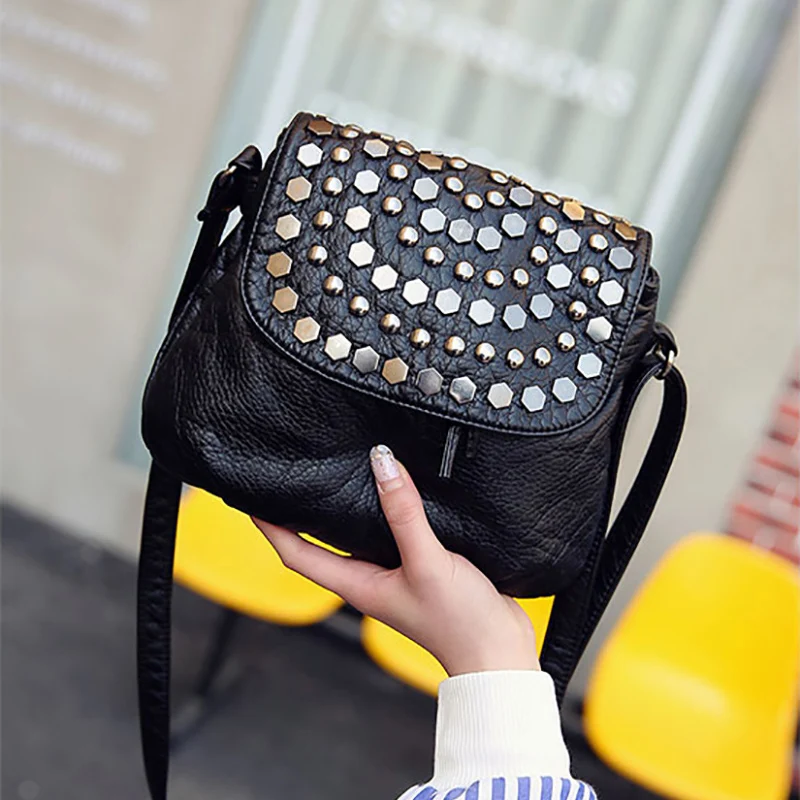 Soft Washing PU Leather Shoulder Bags for Women Black Color Rivet Handbag Crossbody Purse Female Flap Messenger Bags Pack