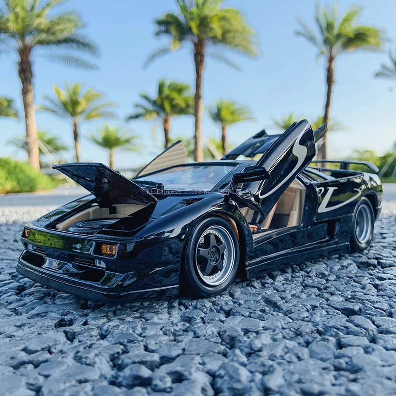 Maisto 1:18ランボルギーニディアブロsvスポーツカーアロイレトロカーモデルクラシックカーモデルカーデコレーションコレクションギフト