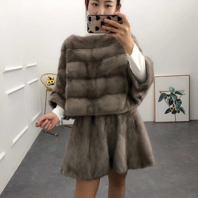 

Women real mink fur pullover short paragraph bat sleeves jacket fashion coat can be worn with skirt female