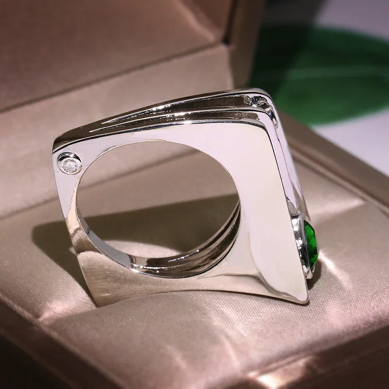 2021 NEW Trend S925 Geometric Twisted Wave Finger Rings Women Bezel Green Zircon Wedding Engagement Punk Silver Color Jewelry