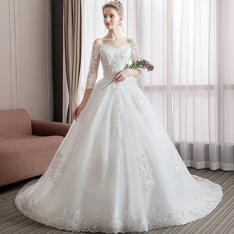 2024 Long Tail Half Sleeve Wedding Dress Princess Wedding Gown Lace V Neck Bridal Dress Plus Size Customized