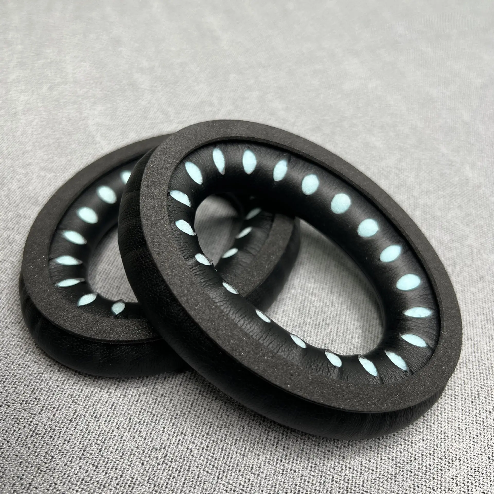 Wymiana miękka pianka wkładki do uszu dla Bose QC45 QuietComfort 45 słuchawki wysokiej jakości Pad Earpad 1.04