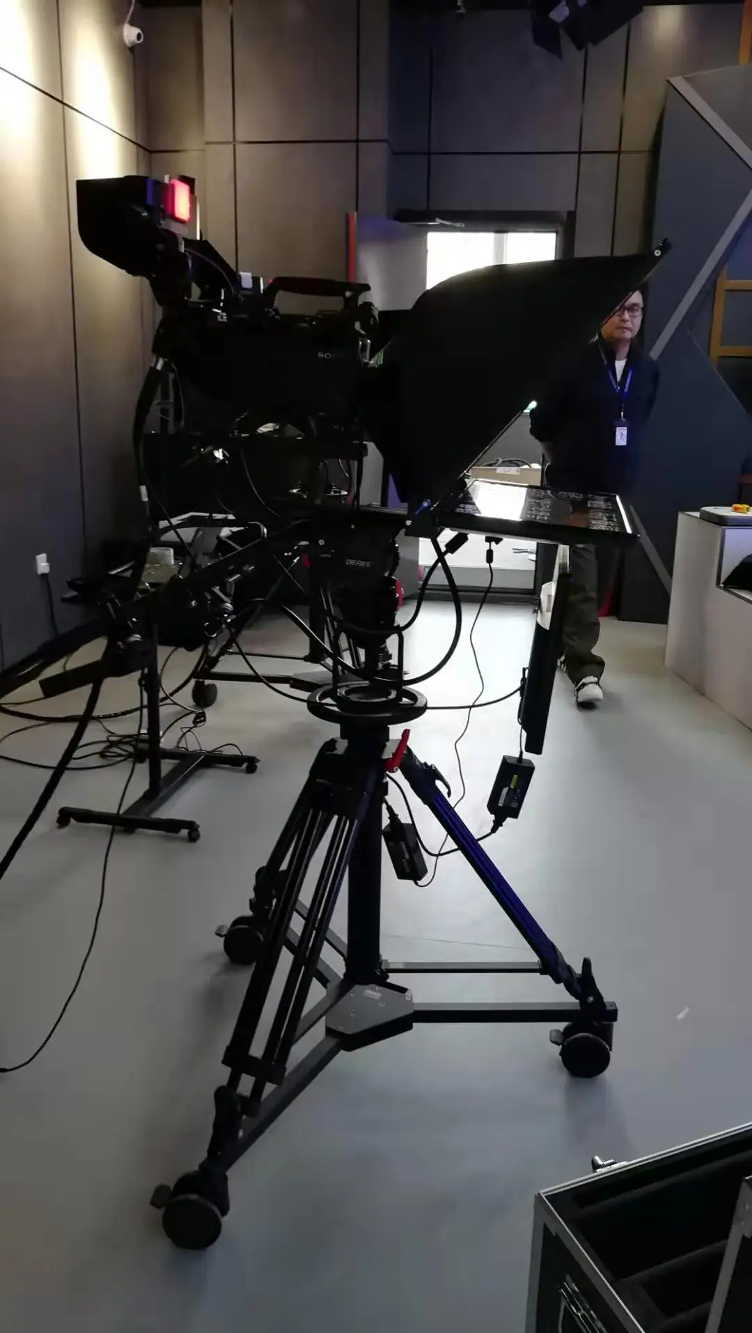 Simar 24 Polegada profissional auto-invertendo monitor talento transmissão entrevista alto-falante prompter para estação de tv estúdio