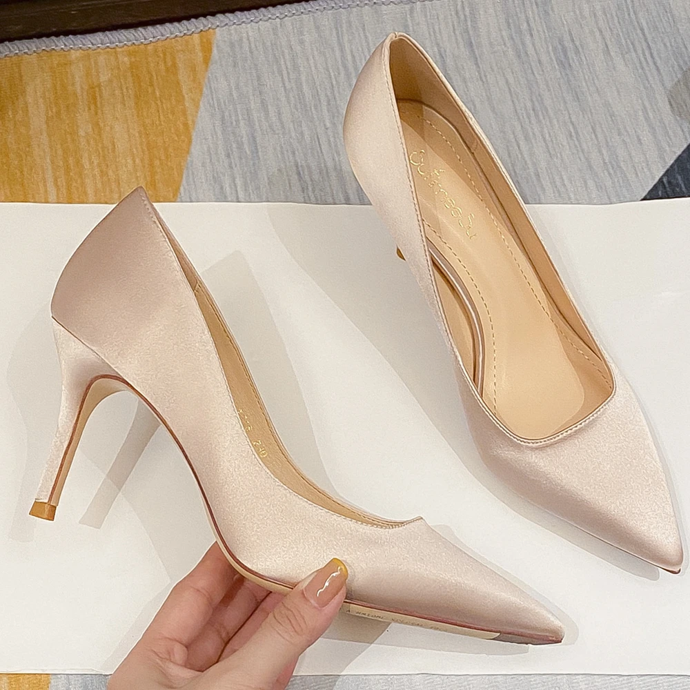 

Elegant New Office Women Pumps Sexy Thin High Heels Woman Dress Wedding Party Shoes Stiletto Red Green Ladies Silk Shoes O0007