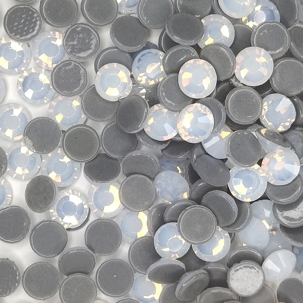 AAAA+Quality White Opal Flatback HotFix Rhinestones ss6 ss10 ss16 ss20 ss30 (2mm~8mm) Iron On Crystal Rhinestones