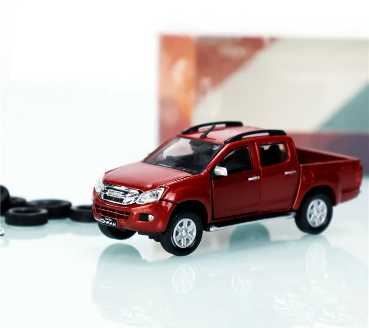 New BM Creations JUNIOR 1/64 Scale inIsuzuu 2016 D-MAX Pickup truck Orange Red Mini size Diecast Alloy Car For Collection Gift