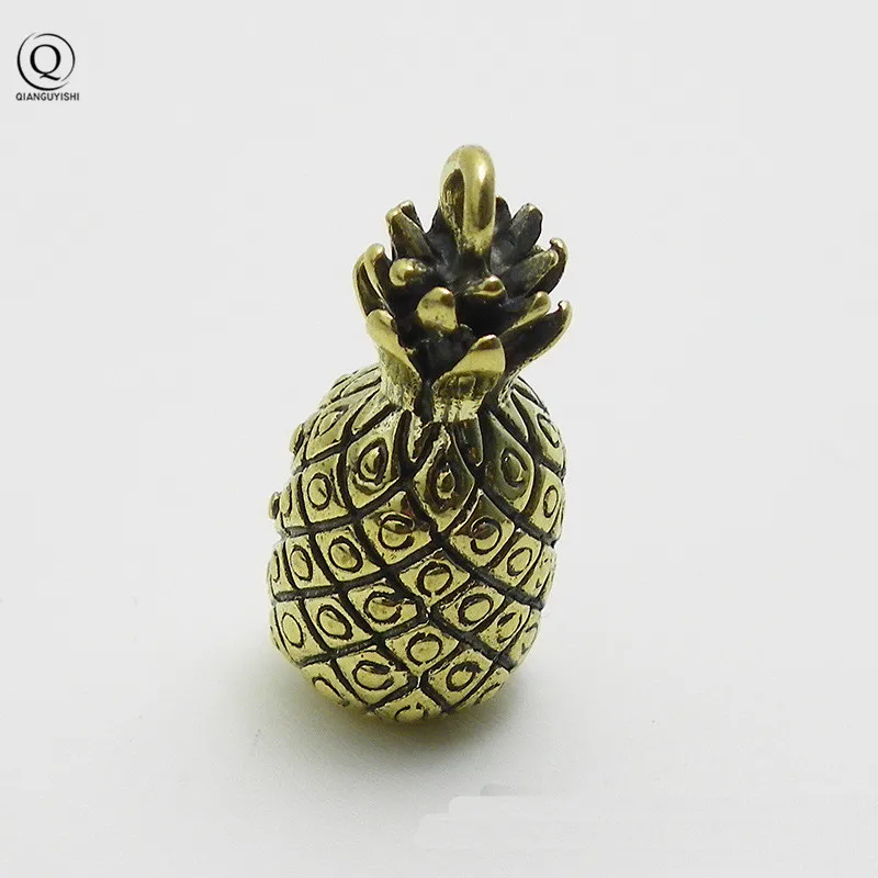 Brass Pineapple Car Key Chain Pendant Jewelry Creative Tropical Fruit Keyring Lanyard Hanging Trinkets DIY Keychain Accessories