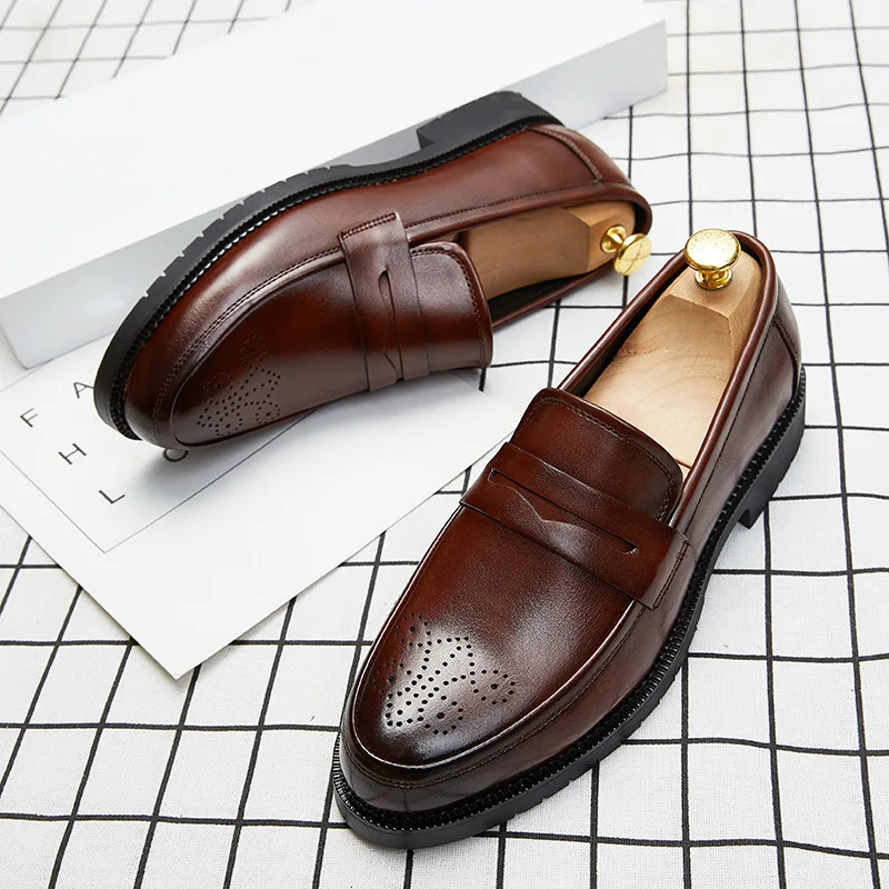 2022 Luxury Brand Penny Loafers men Casual shoes Slip On Leather Dress Shoes Size 38-44 Brogue Carving Loafer Driving Party