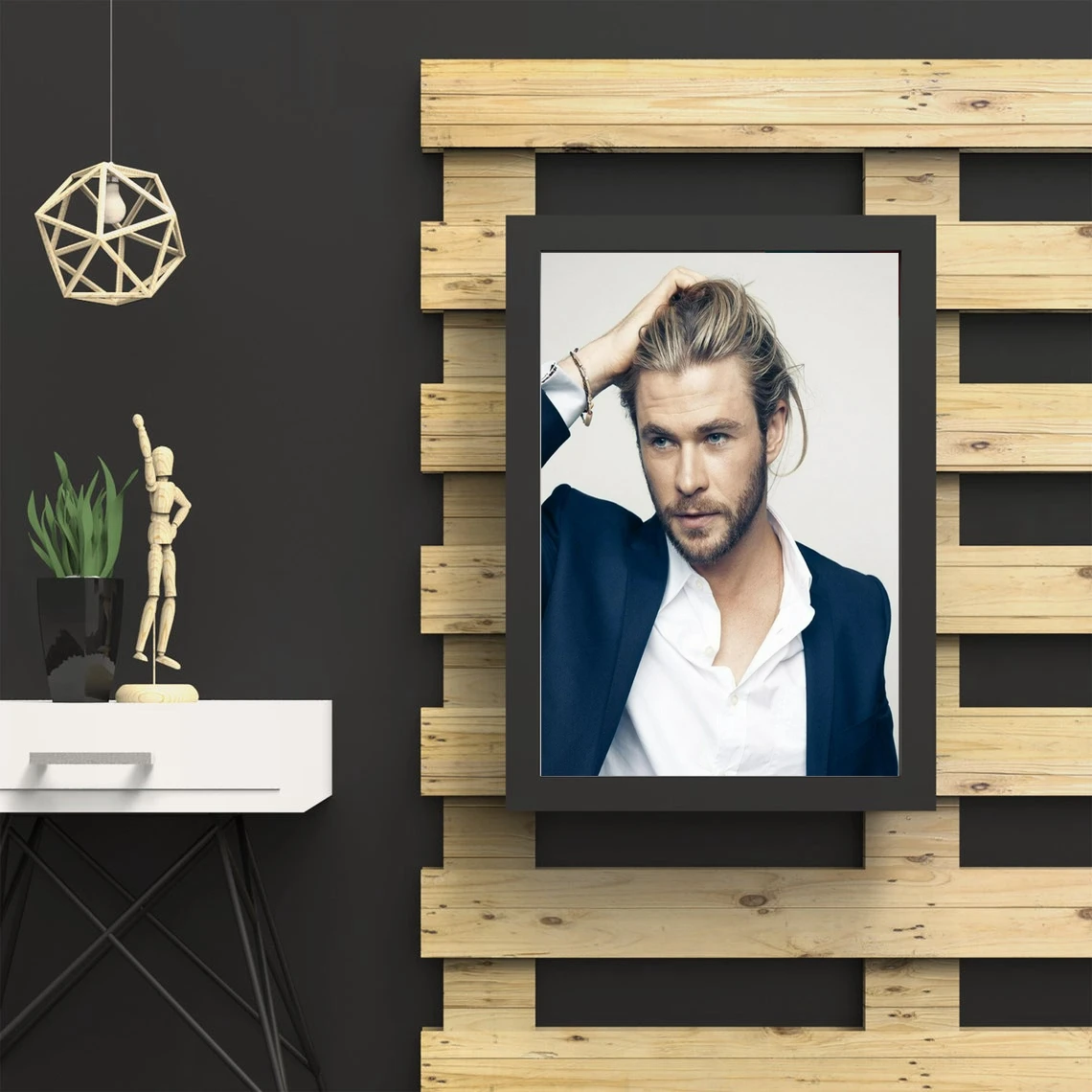 لوحة جدارية لتزيين المنزل من كريس هيمسوورث (بدون إطار) #4