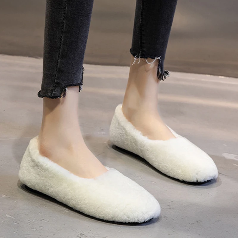 

Women's Flat Winter Shoes Casual Slip on Female Snow Shoes Wool Flat Shoe Women 2021 Winter Non-Slip Warm Plush Shoe Size 40