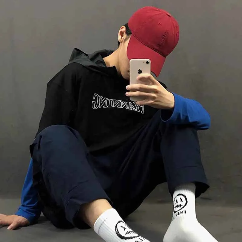 Socks Men Cotton Cartoon Pattern Hip Hop Style Breathable Mid Tube Socks Skateboard Socks 1Pair Soft Long Men White Black Sock