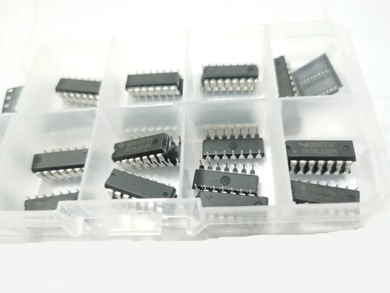 Low power logic assembly, 40 pieces, 74LSXXX and 74HCXXX series