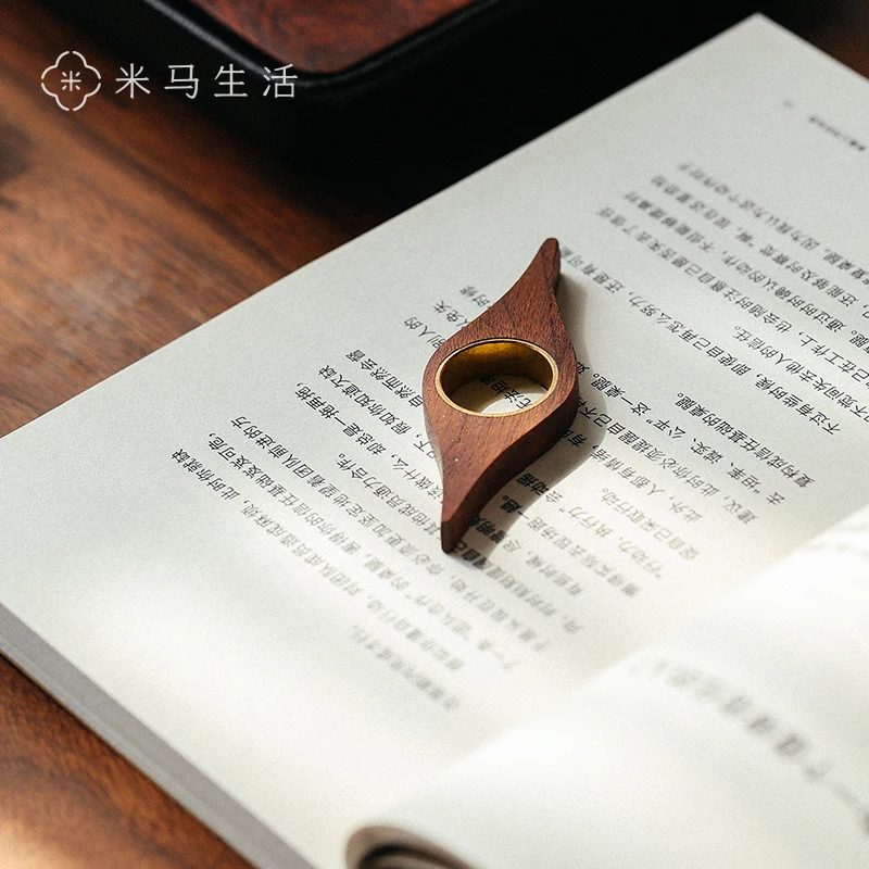 Pages Holder Black Walnut One Hand Reading Ring Suitable For Fast Reading Wood Book Mark Reading Tool Gift For Reading Lover
