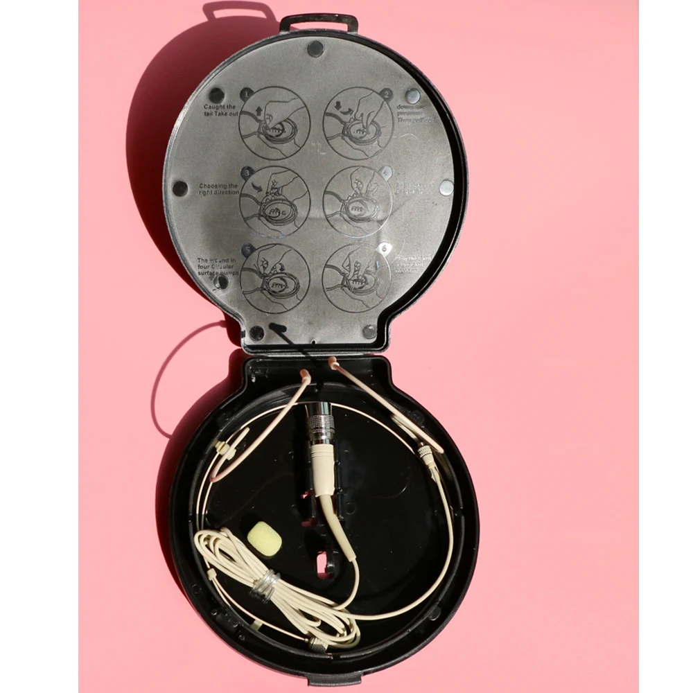 حمل صندوق واقي التروس لبيج أسود مخفي ميكروفون سماعة الرأس البلاستيك