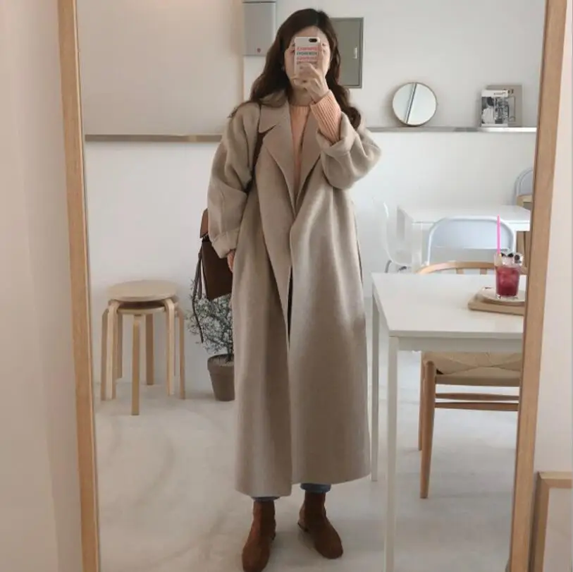 

High quality women's winter robes woolen coat 2019 retro solid color casual loose pike coat long lapels woolen coat women casaco